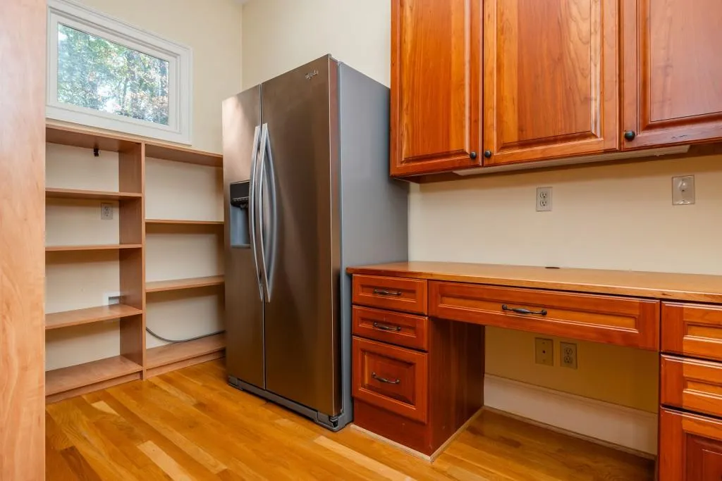 5550 Errol Place, Atlanta, Georgia 30327, 5 Bedrooms Bedrooms, ,5 BathroomsBathrooms,Residential,For Sale,5550 Errol Place,7676329