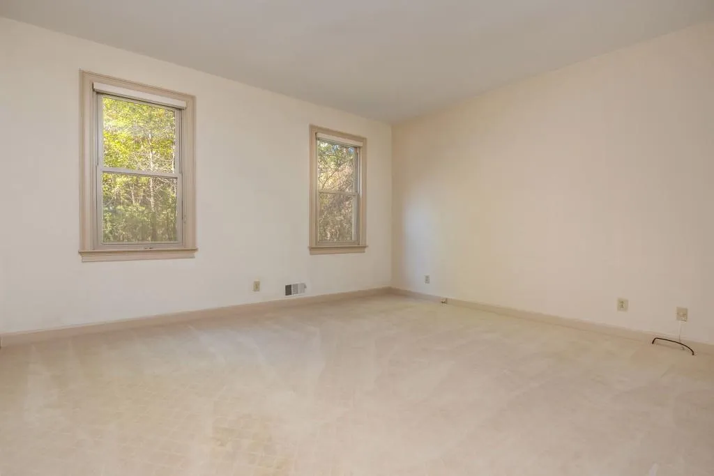 5550 Errol Place, Atlanta, Georgia 30327, 5 Bedrooms Bedrooms, ,5 BathroomsBathrooms,Residential,For Sale,5550 Errol Place,7676329