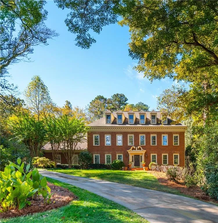 5550 Errol Place, Atlanta, Georgia 30327, 5 Bedrooms Bedrooms, ,5 BathroomsBathrooms,Residential,For Sale,5550 Errol Place,7676329