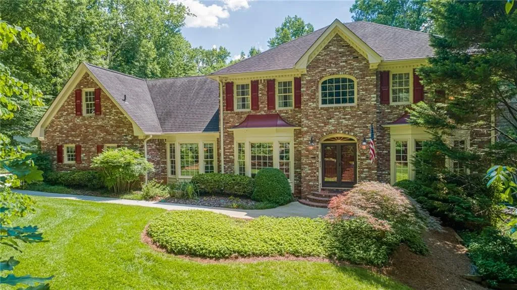 7980 Spalding Hills, Sandy Springs, Georgia 30350, 5 Bedrooms Bedrooms, ,4 BathroomsBathrooms,Residential,Sold,7980 Spalding Hills,6734577
