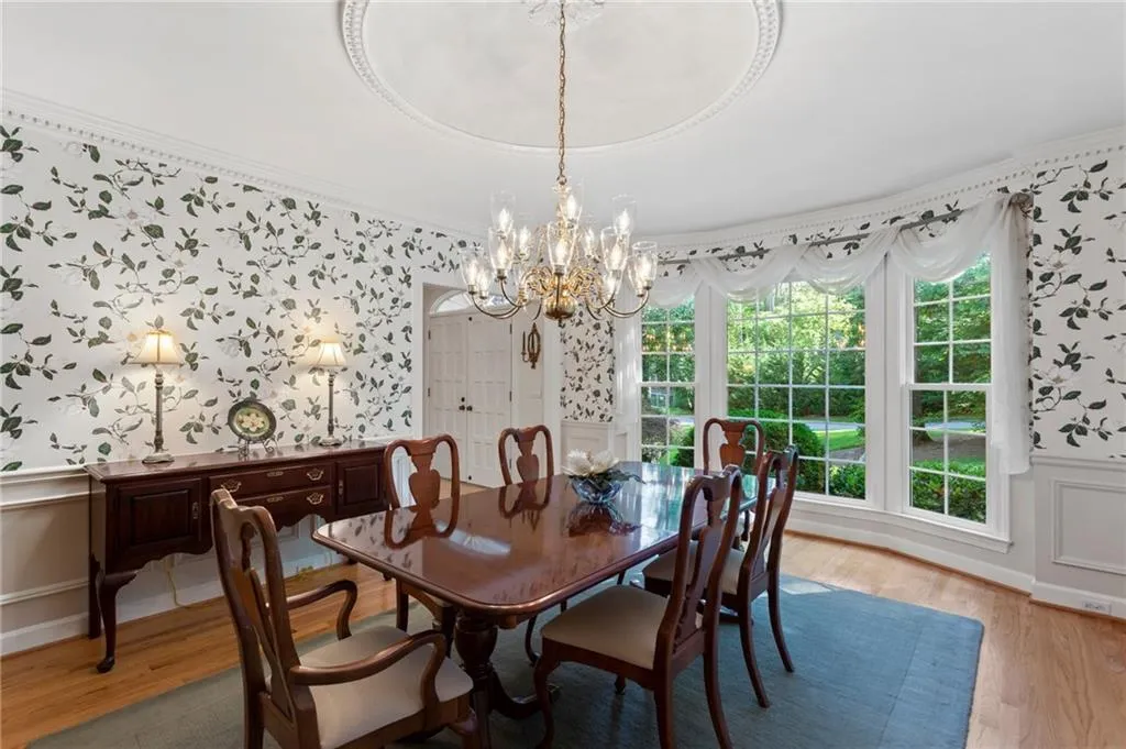 7980 Spalding Hills, Sandy Springs, Georgia 30350, 5 Bedrooms Bedrooms, ,4 BathroomsBathrooms,Residential,Sold,7980 Spalding Hills,6734577