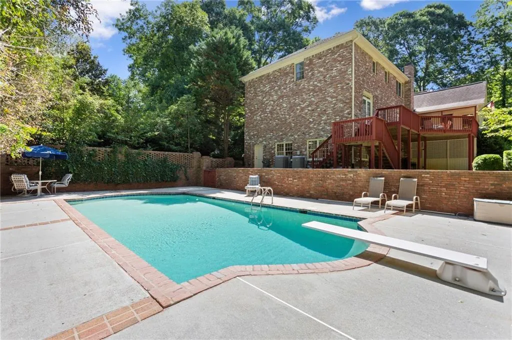 7980 Spalding Hills, Sandy Springs, Georgia 30350, 5 Bedrooms Bedrooms, ,4 BathroomsBathrooms,Residential,Sold,7980 Spalding Hills,6734577