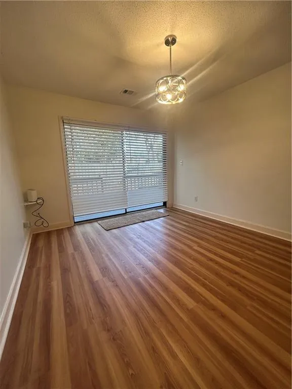 Dining room that leeds to back deck
