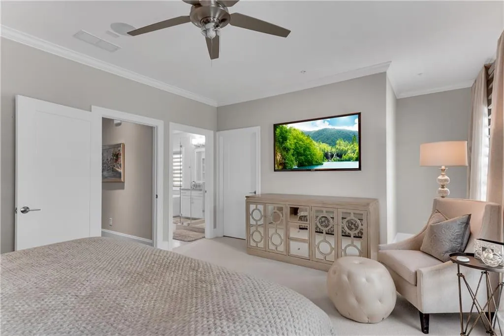 18 Peachtree Avenue Ne Unit 4, Atlanta, Georgia 30305, 3 Bedrooms Bedrooms, ,2 BathroomsBathrooms,Residential,For Sale,18 Peachtree Avenue Ne Unit 4,7634180