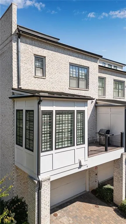18 Peachtree Avenue Ne Unit 4, Atlanta, Georgia 30305, 3 Bedrooms Bedrooms, ,2 BathroomsBathrooms,Residential,For Sale,18 Peachtree Avenue Ne Unit 4,7634180