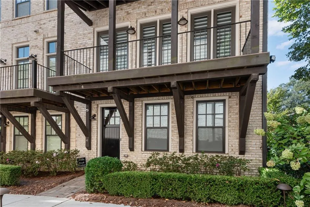18 Peachtree Avenue Ne Unit 4, Atlanta, Georgia 30305, 3 Bedrooms Bedrooms, ,2 BathroomsBathrooms,Residential,For Sale,18 Peachtree Avenue Ne Unit 4,7634180