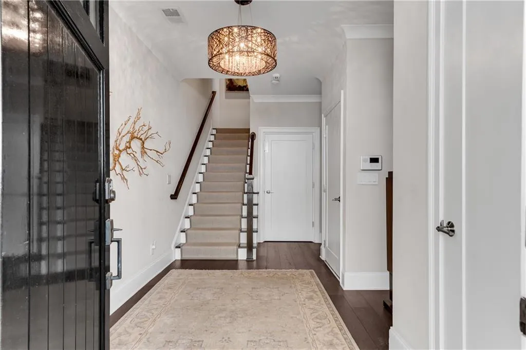 18 Peachtree Avenue Ne Unit 4, Atlanta, Georgia 30305, 3 Bedrooms Bedrooms, ,2 BathroomsBathrooms,Residential,For Sale,18 Peachtree Avenue Ne Unit 4,7634180