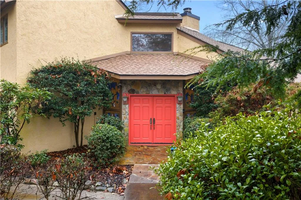 845 Waddington Court, Atlanta, Georgia 30350, 5 Bedrooms Bedrooms, ,6 BathroomsBathrooms,Residential,For Sale,845 Waddington Court,7717433