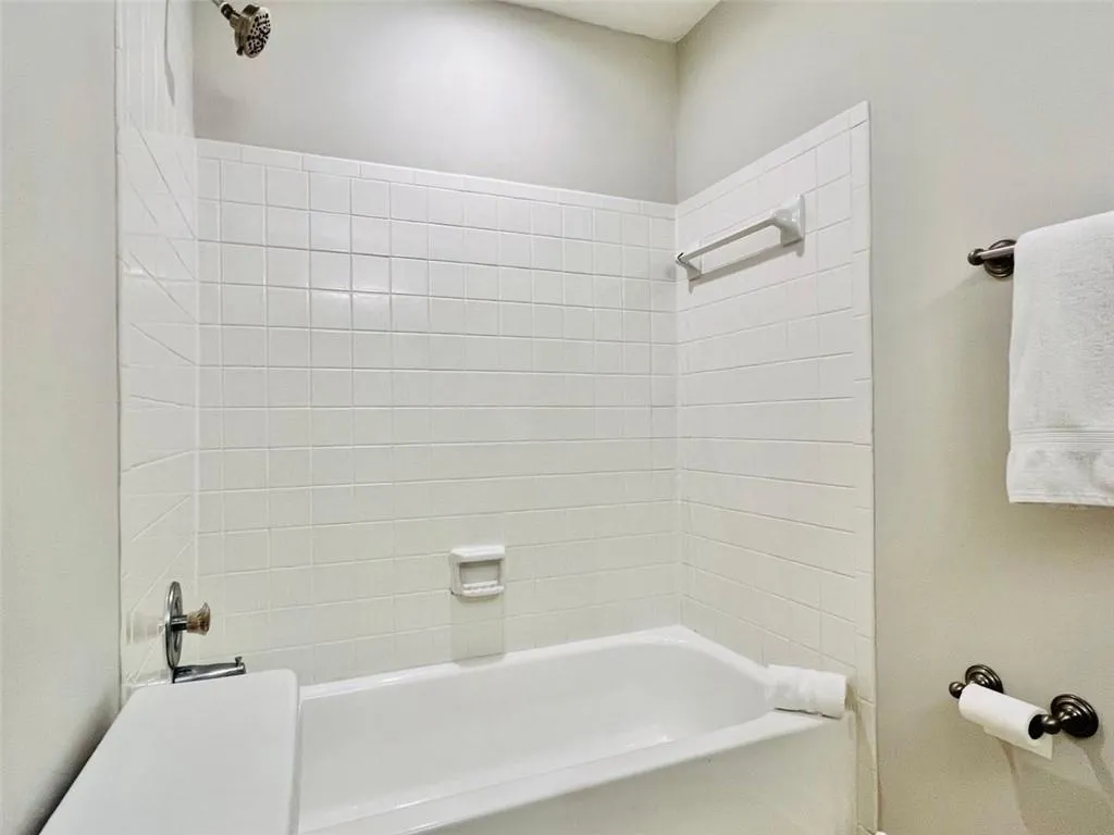 76 Mount Vernon Circle, Atlanta, Georgia 30338, 2 Bedrooms Bedrooms, ,2 BathroomsBathrooms,Residential,Sold,76 Mount Vernon Circle,7060401