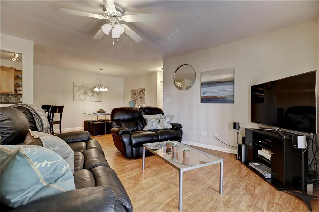 503 Brighton Point, Atlanta, Georgia 30328, 2 Bedrooms Bedrooms, ,2 BathroomsBathrooms,Residential,Sold,503 Brighton Point,5671312