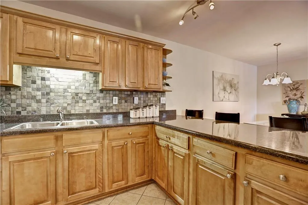 503 Brighton Point, Atlanta, Georgia 30328, 2 Bedrooms Bedrooms, ,2 BathroomsBathrooms,Residential,Sold,503 Brighton Point,5671312
