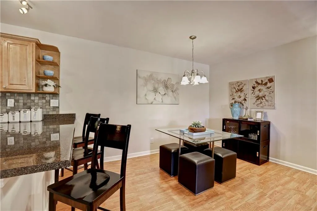 503 Brighton Point, Atlanta, Georgia 30328, 2 Bedrooms Bedrooms, ,2 BathroomsBathrooms,Residential,Sold,503 Brighton Point,5671312