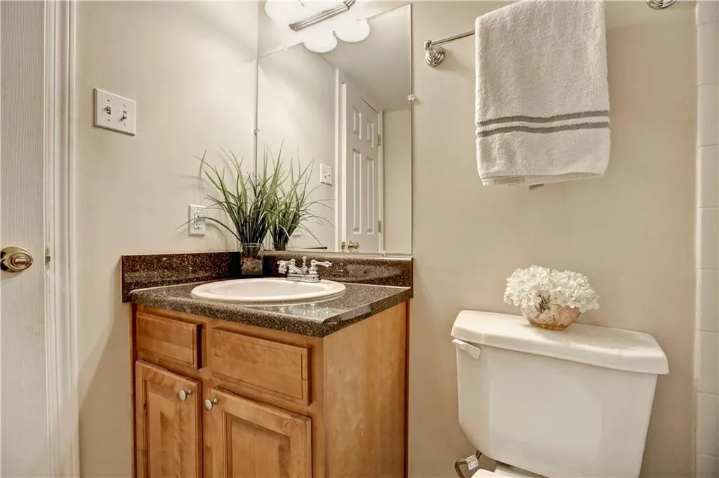 503 Brighton Point, Atlanta, Georgia 30328, 2 Bedrooms Bedrooms, ,2 BathroomsBathrooms,Residential,Sold,503 Brighton Point,5671312