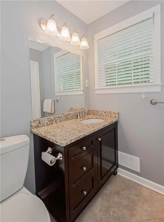 301 Windsor Parkway, Sandy Springs, Georgia 30342, 3 Bedrooms Bedrooms, ,2 BathroomsBathrooms,Residential,Sold,301 Windsor Parkway,5896152