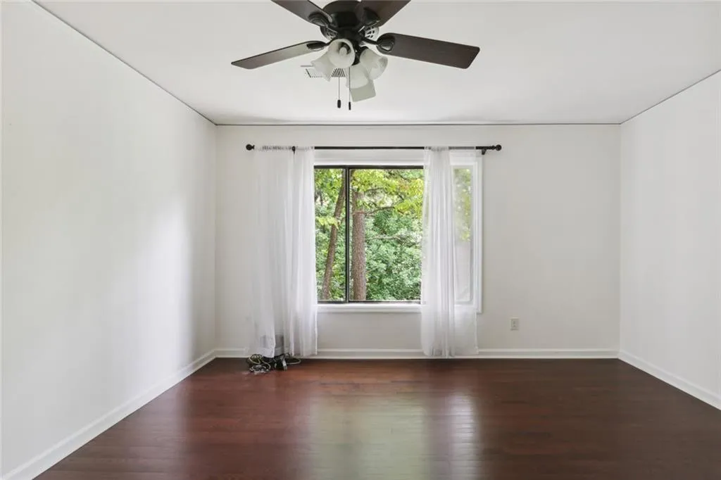 53 Forrest, Atlanta, Georgia 30328, 2 Bedrooms Bedrooms, ,2 BathroomsBathrooms,Residential,Sold,53 Forrest,7095819