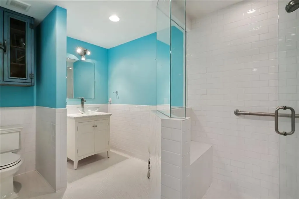 53 Forrest, Atlanta, Georgia 30328, 2 Bedrooms Bedrooms, ,2 BathroomsBathrooms,Residential,Sold,53 Forrest,7095819