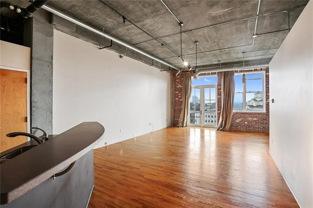3180 Mathieson Drive Ne Unit 808, Atlanta, Georgia 30305, 2 Bedrooms Bedrooms, ,2 BathroomsBathrooms,Residential,Sold,3180 Mathieson Drive Ne Unit 808,5793991