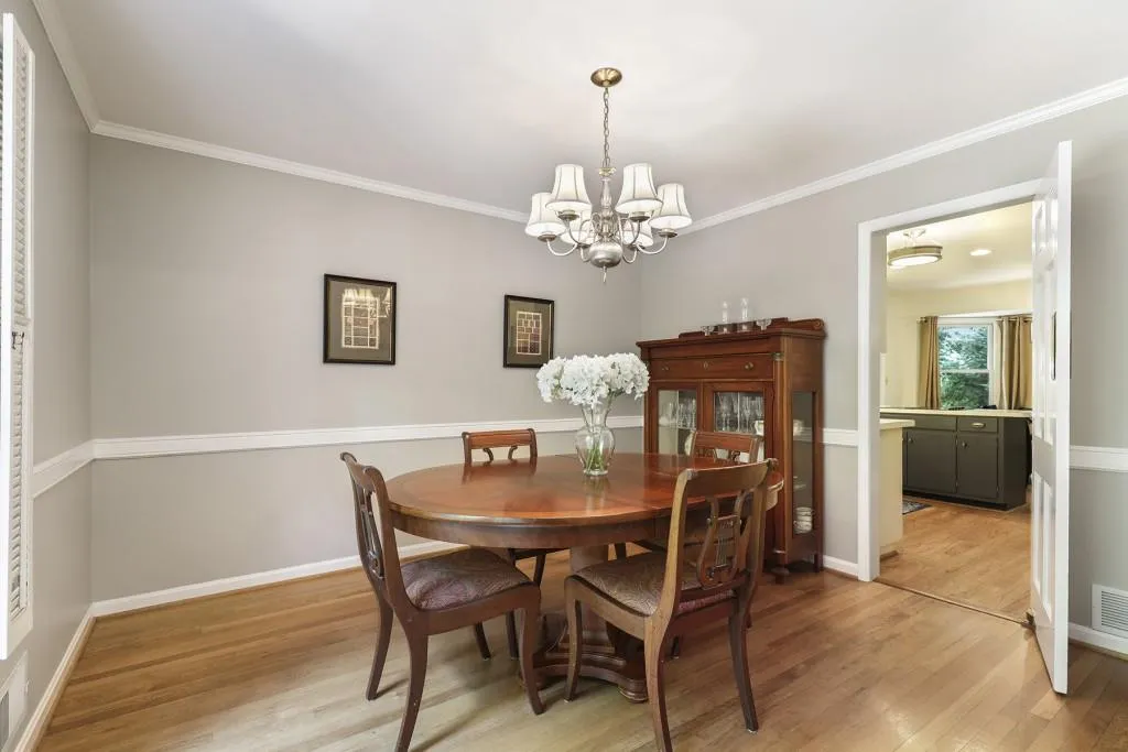 309 Brixham Court, Sandy Springs, Georgia 30328, 4 Bedrooms Bedrooms, ,2 BathroomsBathrooms,Residential,Sold,309 Brixham Court,6903464