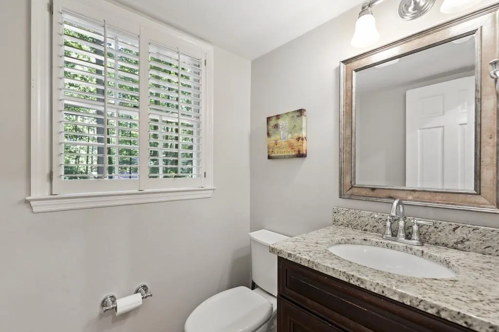 309 Brixham Court, Sandy Springs, Georgia 30328, 4 Bedrooms Bedrooms, ,2 BathroomsBathrooms,Residential,Sold,309 Brixham Court,6903464