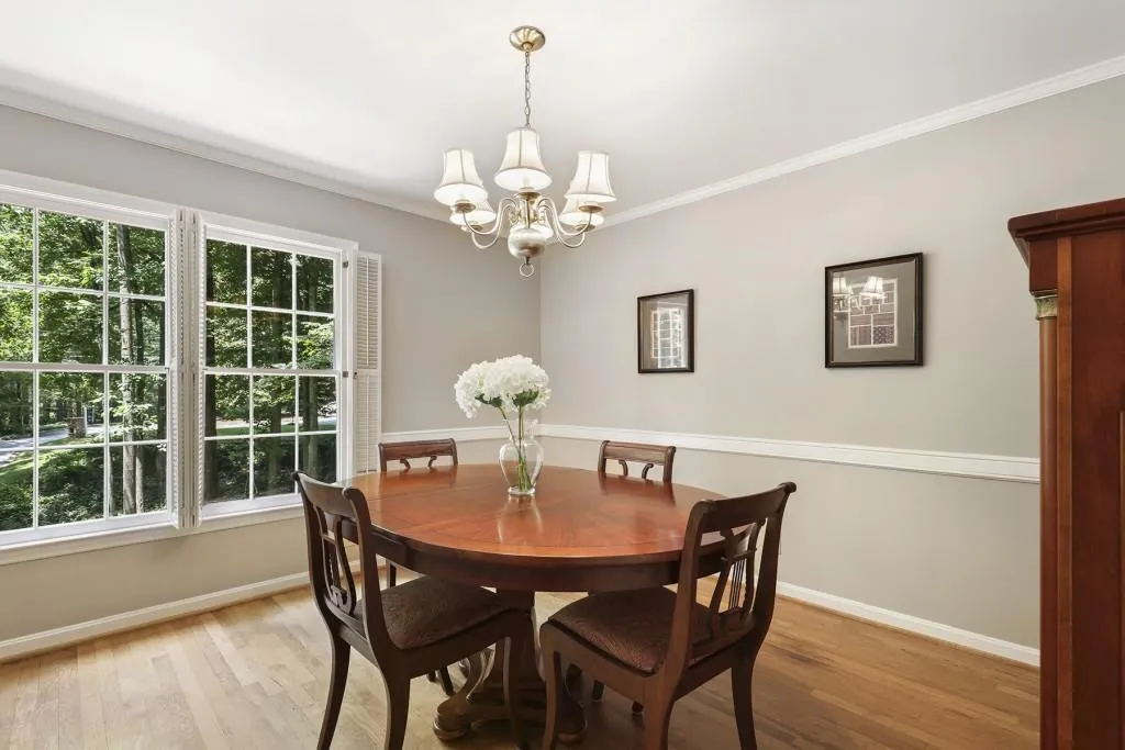 309 Brixham Court, Sandy Springs, Georgia 30328, 4 Bedrooms Bedrooms, ,2 BathroomsBathrooms,Residential,Sold,309 Brixham Court,6903464