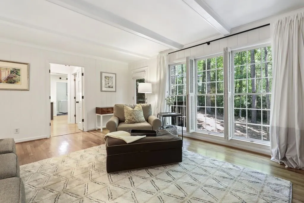 309 Brixham Court, Sandy Springs, Georgia 30328, 4 Bedrooms Bedrooms, ,2 BathroomsBathrooms,Residential,Sold,309 Brixham Court,6903464