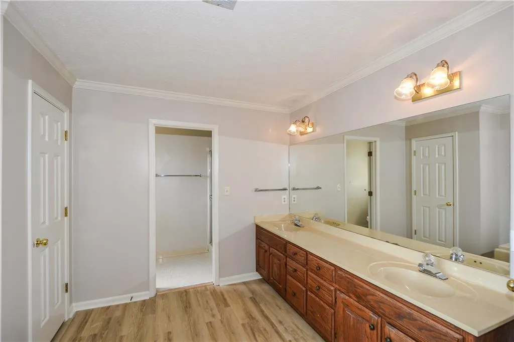 335 Cannady Court, Sandy Springs, Georgia 30350, 5 Bedrooms Bedrooms, ,4 BathroomsBathrooms,Residential,Sold,335 Cannady Court,6984703