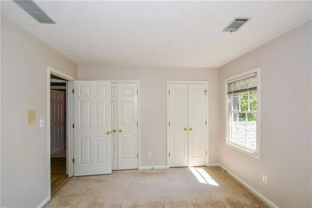 335 Cannady Court, Sandy Springs, Georgia 30350, 5 Bedrooms Bedrooms, ,4 BathroomsBathrooms,Residential,Sold,335 Cannady Court,6984703