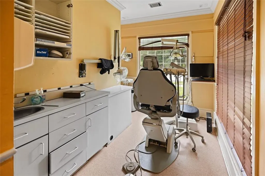 1624 Piedmont Avenue Ne, Atlanta, Georgia 30324, ,Commercial Sale,For Sale,1624 Piedmont Avenue Ne,7594634