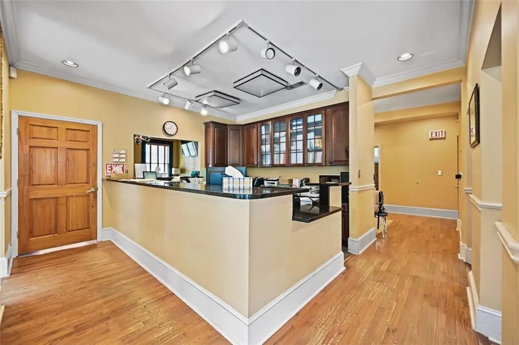 1624 Piedmont Avenue Ne, Atlanta, Georgia 30324, ,Commercial Sale,For Sale,1624 Piedmont Avenue Ne,7594634