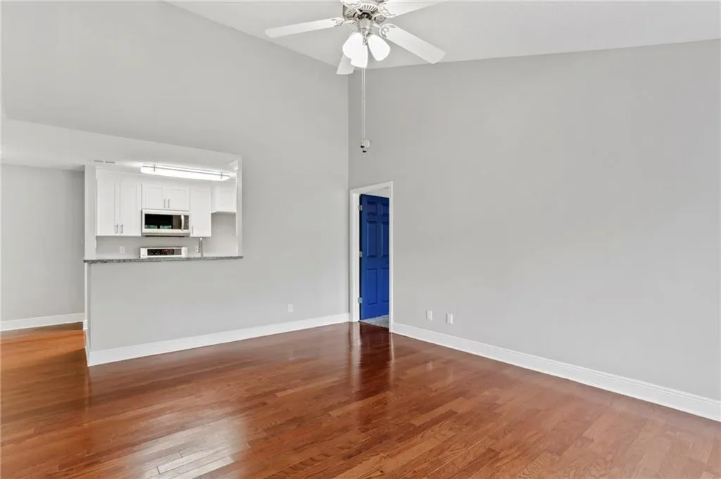 8303 Santa Fe Parkway, Sandy Springs, Georgia 30350, 2 Bedrooms Bedrooms, ,2 BathroomsBathrooms,Residential,Sold,8303 Santa Fe Parkway,6722196