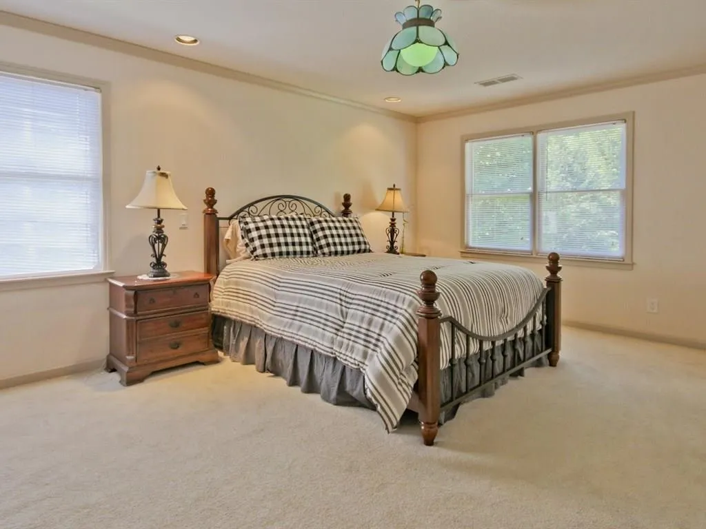 2105 Dunwoody Heritage Drive, Sandy Springs, Georgia 30350, 6 Bedrooms Bedrooms, ,4 BathroomsBathrooms,Residential,Sold,2105 Dunwoody Heritage Drive,5520887