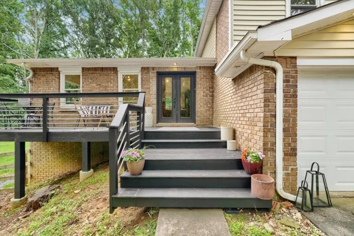 118 Glenell Drive, Woodstock, Georgia 30189