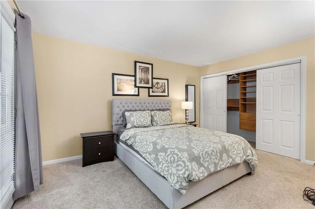 1445 Monroe Drive Ne Unit 40c, Atlanta, Georgia 30324, 2 Bedrooms Bedrooms, ,2 BathroomsBathrooms,Residential,For Sale,1445 Monroe Drive Ne Unit 40c,7610302