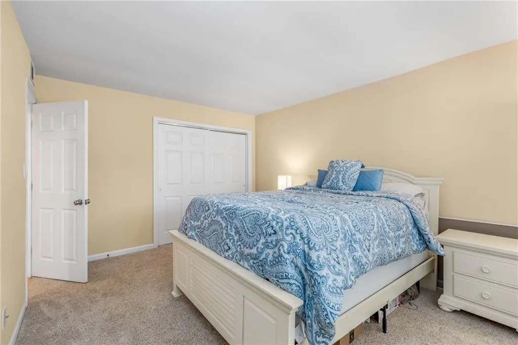 1445 Monroe Drive Ne Unit 40c, Atlanta, Georgia 30324, 2 Bedrooms Bedrooms, ,2 BathroomsBathrooms,Residential,For Sale,1445 Monroe Drive Ne Unit 40c,7610302