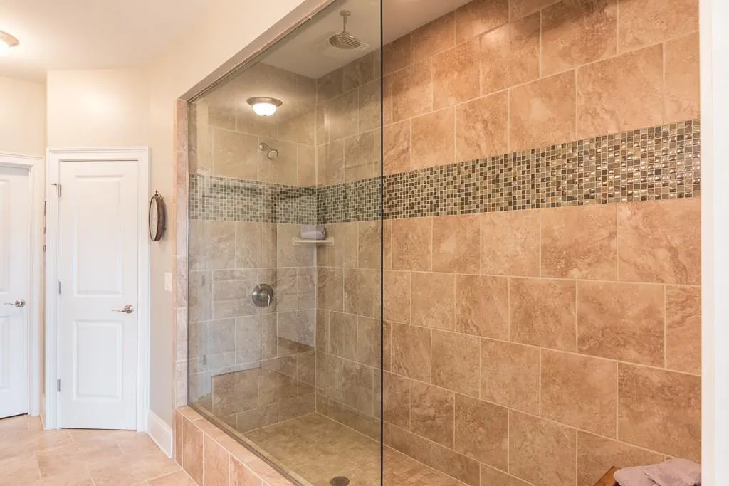 101 Alderwood Hill, Atlanta, Georgia 30328, 3 Bedrooms Bedrooms, ,3 BathroomsBathrooms,Residential,Sold,101 Alderwood Hill,5974286