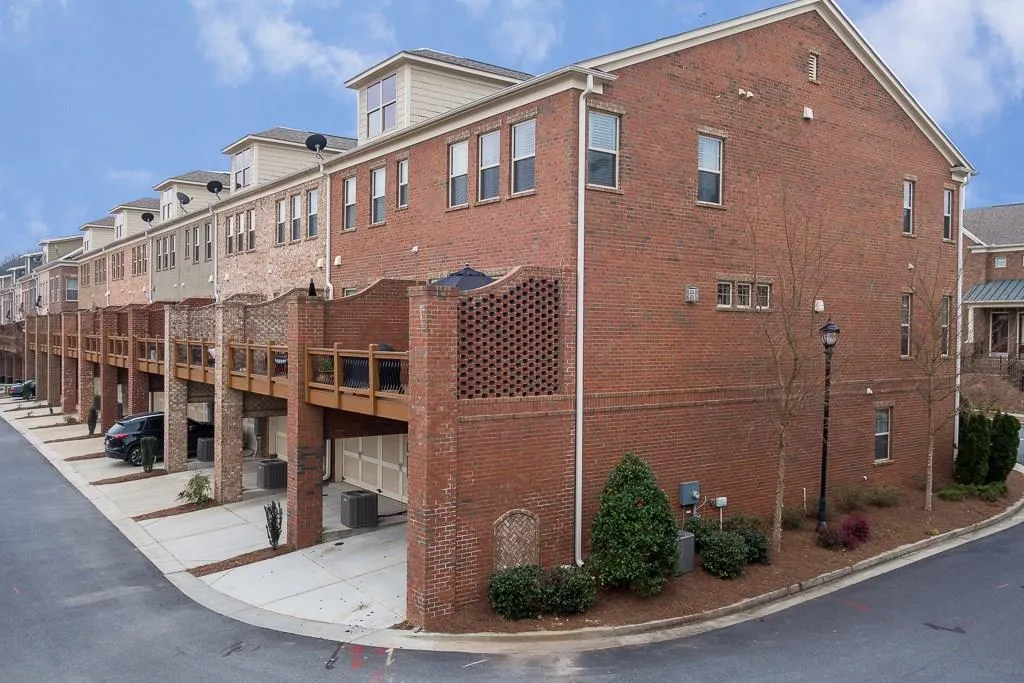 101 Alderwood Hill, Atlanta, Georgia 30328, 3 Bedrooms Bedrooms, ,3 BathroomsBathrooms,Residential,Sold,101 Alderwood Hill,5974286