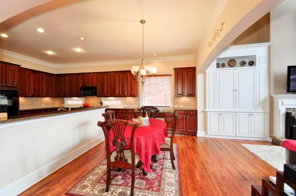 280 Wembley Circle, Sandy Springs, Georgia 30328, 5 Bedrooms Bedrooms, ,4 BathroomsBathrooms,Residential,Sold,280 Wembley Circle,5513049
