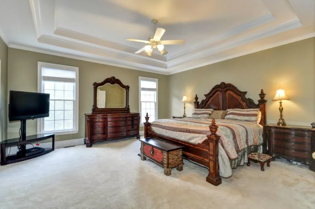 280 Wembley Circle, Sandy Springs, Georgia 30328, 5 Bedrooms Bedrooms, ,4 BathroomsBathrooms,Residential,Sold,280 Wembley Circle,5513049