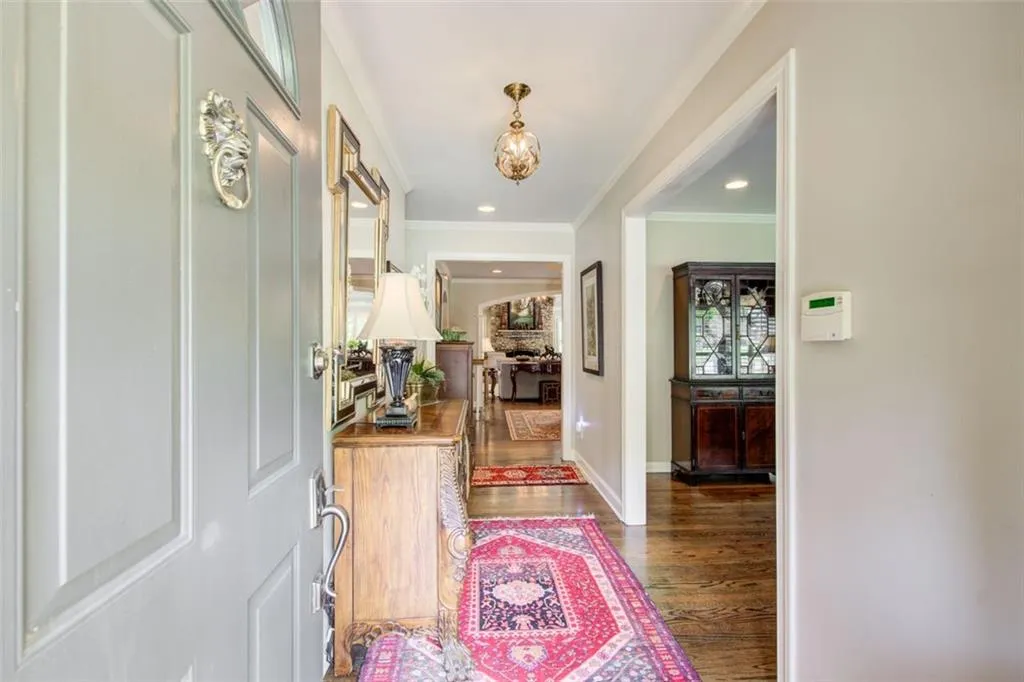 1100 Balmoral Road, Atlanta, Georgia 30319, 4 Bedrooms Bedrooms, ,3 BathroomsBathrooms,Residential,Sold,1100 Balmoral Road,7446448