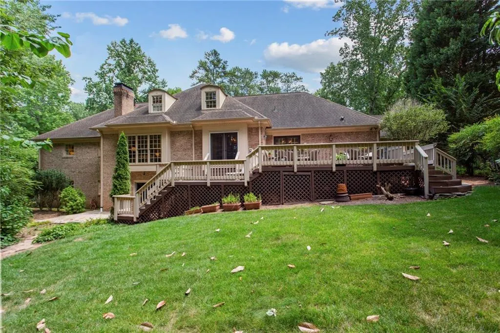 545 Mount Vernon Highway Nw, Sandy Springs, Georgia 30327, 5 Bedrooms Bedrooms, ,4 BathroomsBathrooms,Residential,Sold,545 Mount Vernon Highway Nw,7238074