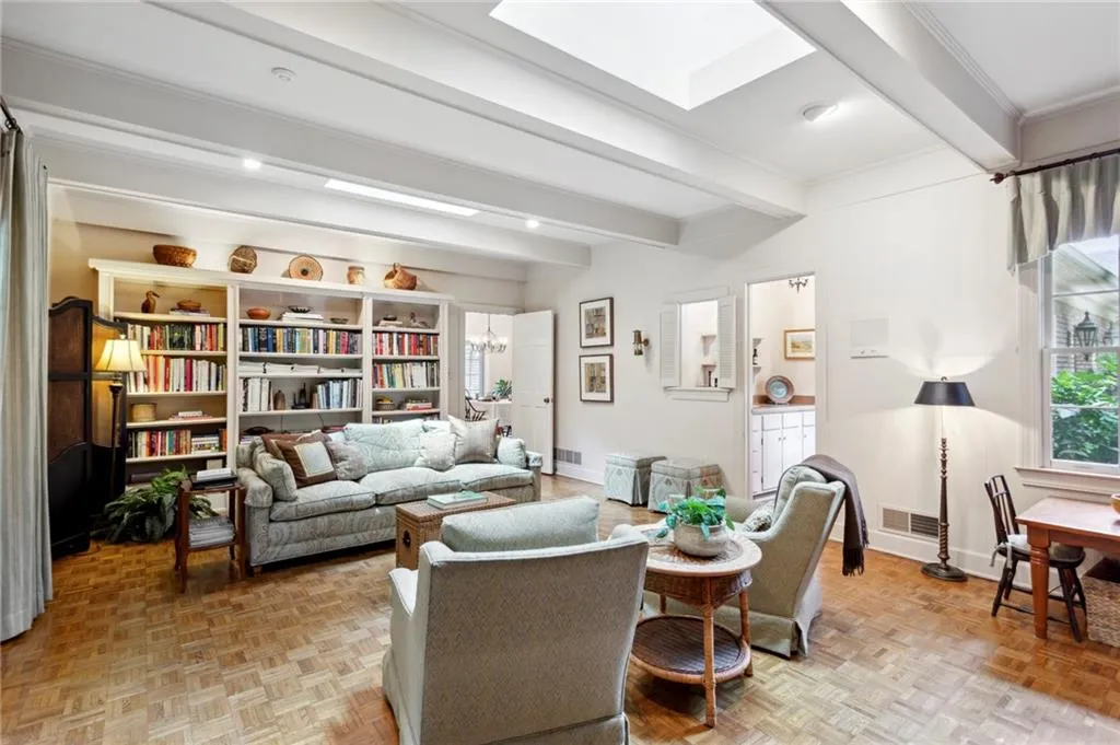 545 Mount Vernon Highway Nw, Sandy Springs, Georgia 30327, 5 Bedrooms Bedrooms, ,4 BathroomsBathrooms,Residential,Sold,545 Mount Vernon Highway Nw,7238074