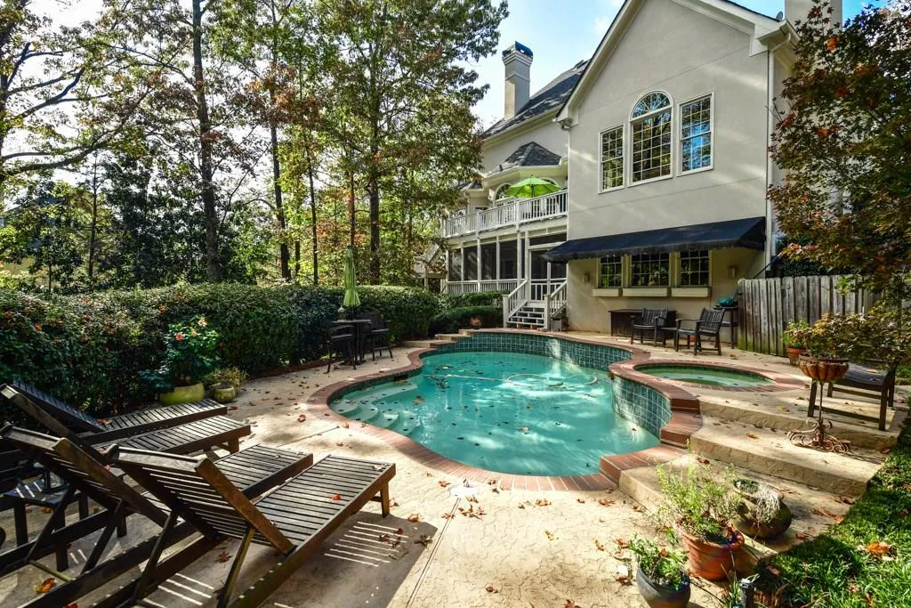 5835 De Claire Court, Sandy Springs, Georgia 30328, 6 Bedrooms Bedrooms, ,5 BathroomsBathrooms,Residential,Sold,5835 De Claire Court,5933672