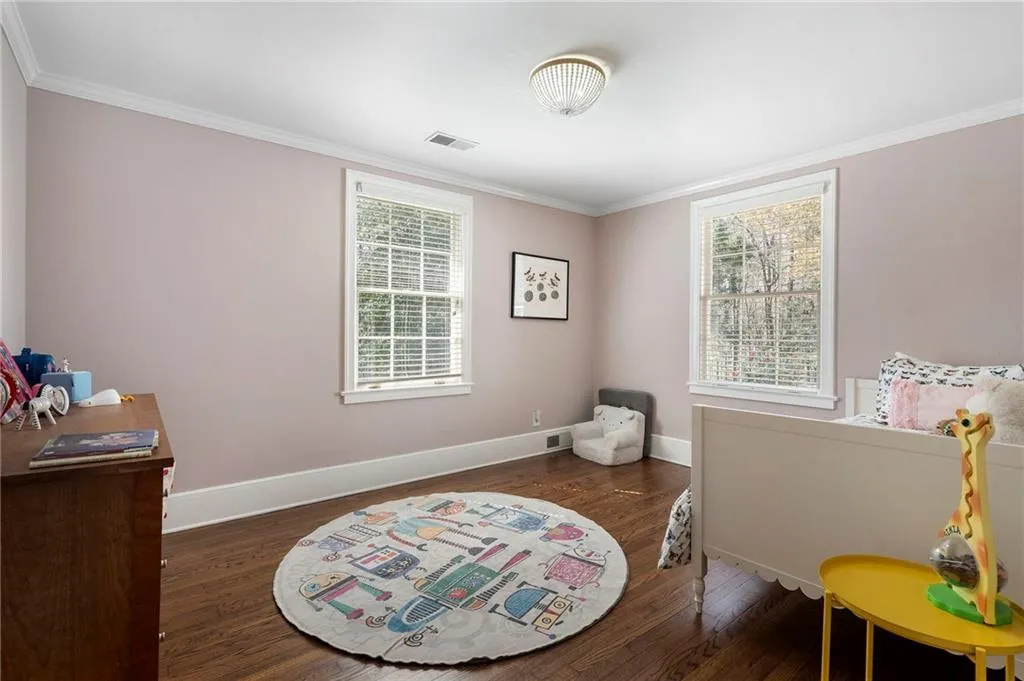 1129 E Beechwood Drive Nw, Atlanta, Georgia 30327, 5 Bedrooms Bedrooms, 0 ,3 BathroomsBathrooms,Residential,For Sale,1129 E Beechwood Drive Nw,7736819