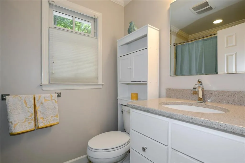 255 River Springs Drive, Atlanta, Georgia 30328, 4 Bedrooms Bedrooms, ,3 BathroomsBathrooms,Residential,Sold,255 River Springs Drive,5878677