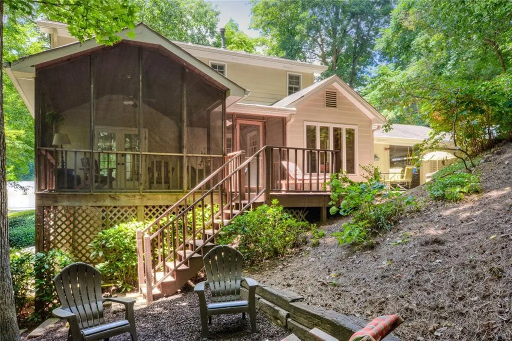 255 River Springs Drive, Atlanta, Georgia 30328, 4 Bedrooms Bedrooms, ,3 BathroomsBathrooms,Residential,Sold,255 River Springs Drive,5878677