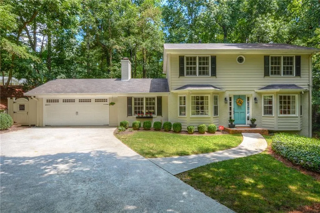 255 River Springs Drive, Atlanta, Georgia 30328, 4 Bedrooms Bedrooms, ,3 BathroomsBathrooms,Residential,Sold,255 River Springs Drive,5878677