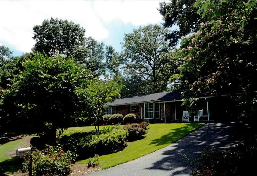 5964 Brookgreen Road, Sandy Springs, Georgia 30328, 3 Bedrooms Bedrooms, ,2 BathroomsBathrooms,Residential,Sold,5964 Brookgreen Road,5658110