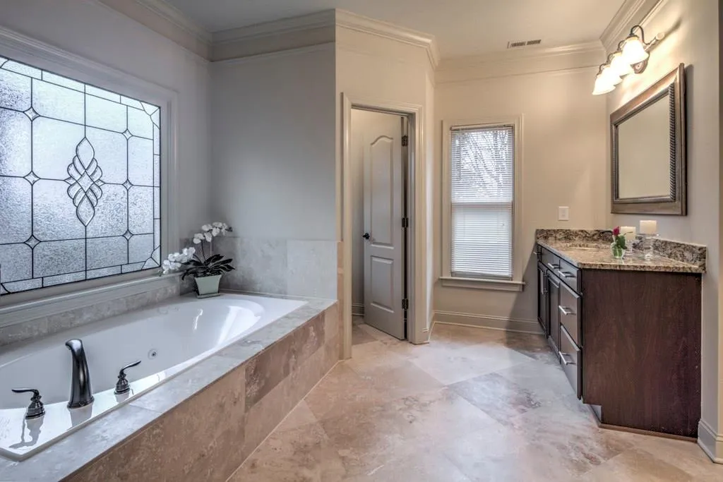 6292 Mount Vernon Oaks Drive, Sandy Springs, Georgia 30328, 5 Bedrooms Bedrooms, ,4 BathroomsBathrooms,Residential,Sold,6292 Mount Vernon Oaks Drive,5972539