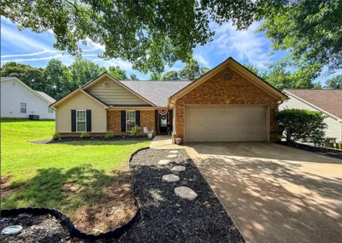 255 River Mist Circle, Jefferson, Georgia 30549