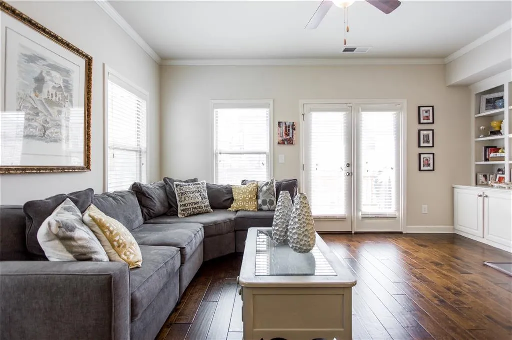 7315 Glisten Avenue, Atlanta, Georgia 30328, 3 Bedrooms Bedrooms, ,3 BathroomsBathrooms,Residential,Sold,7315 Glisten Avenue,5881795